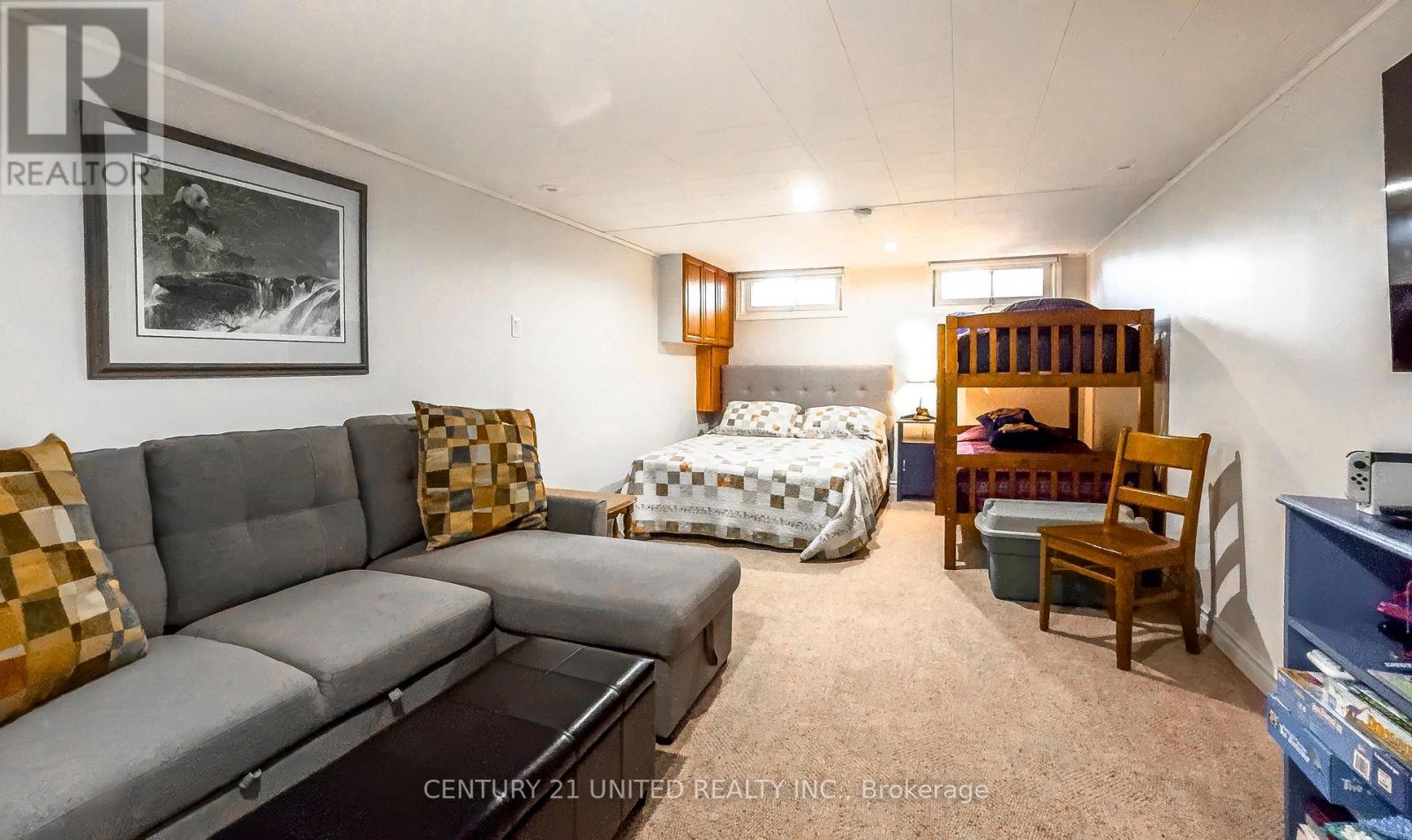 45 Crestwood Avenue, Peterborough (Monaghan Ward 2), Ontario  K9J 1N1 - Photo 33 - X12419689