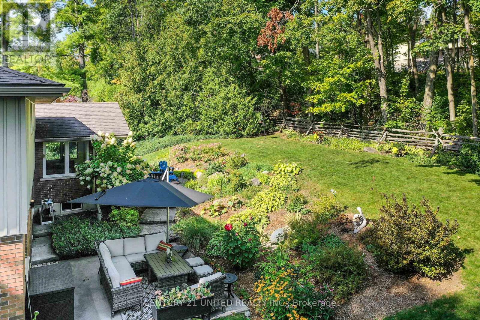 45 Crestwood Avenue, Peterborough (Monaghan Ward 2), Ontario  K9J 1N1 - Photo 39 - X12419689