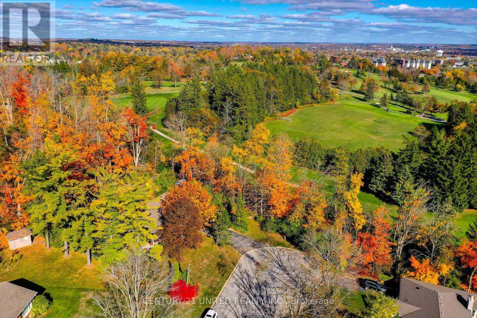 45 Crestwood Avenue, Peterborough (Monaghan Ward 2), Ontario  K9J 1N1 - Photo 7 - X12419689