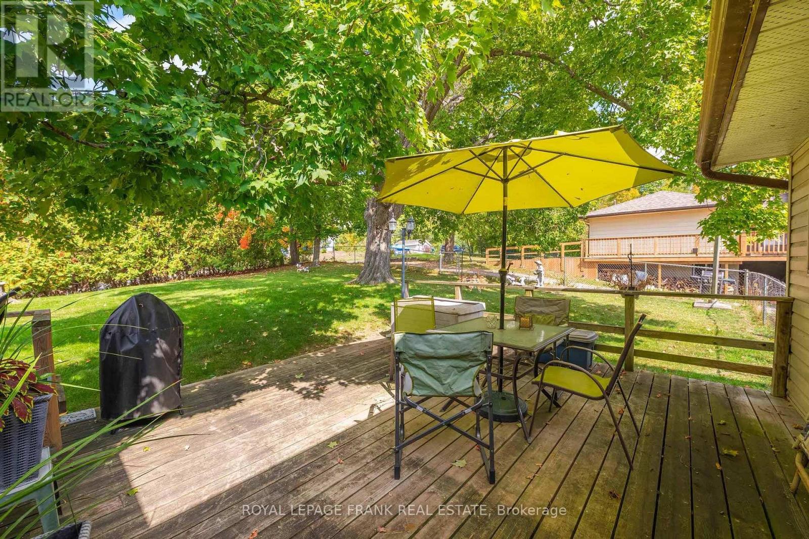 153 Fifes Bay Road, Selwyn, Ontario  K9J 6X3 - Photo 12 - X12419845