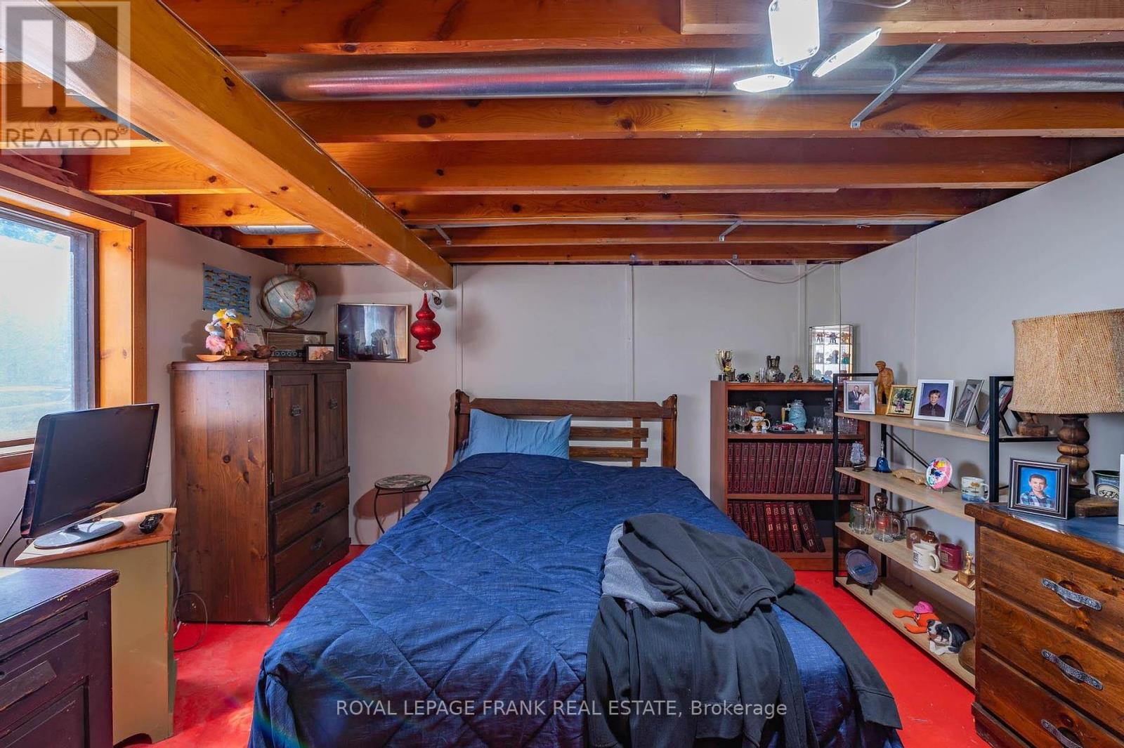 153 Fifes Bay Road, Selwyn, Ontario  K9J 6X3 - Photo 33 - X12419845