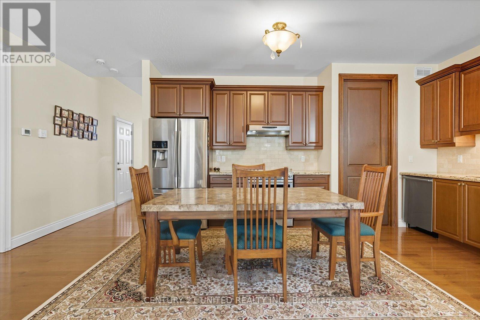 16 Lockside Drive, Peterborough (Otonabee Ward 1), Ontario  K9J 8T1 - Photo 11 - X12420039