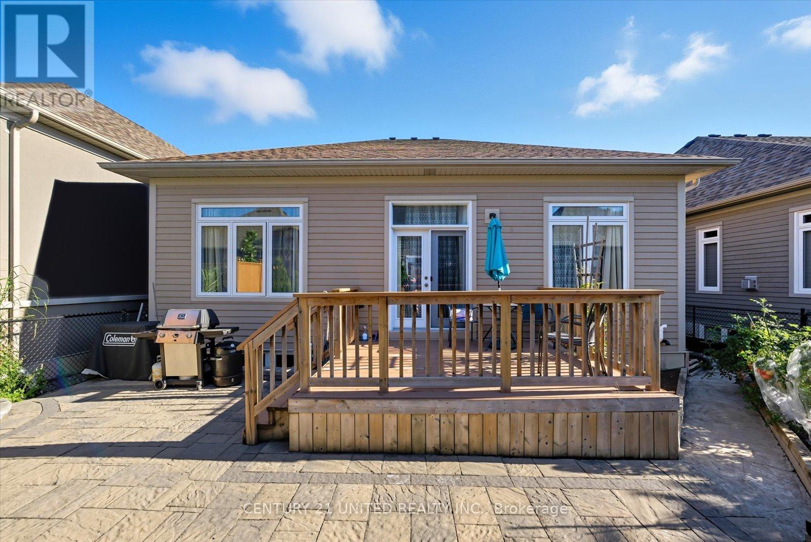 16 Lockside Drive, Peterborough (Otonabee Ward 1), Ontario  K9J 8T1 - Photo 38 - X12420039