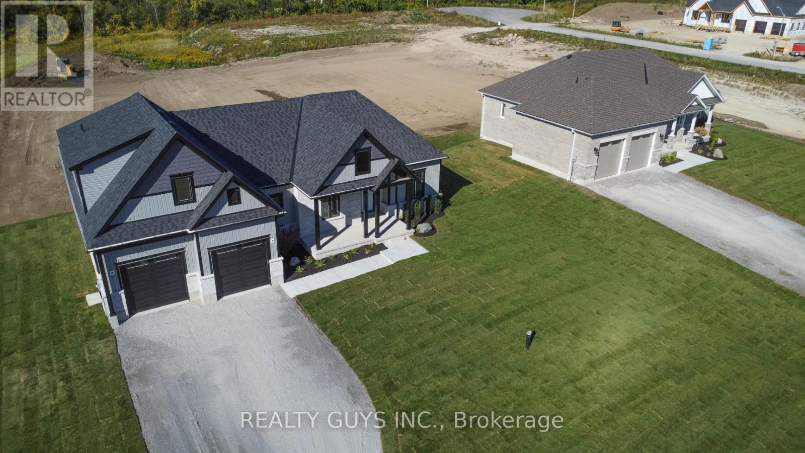 2412 Gwendolyn Court, Cavan Monaghan (Cavan Twp), Ontario  L0A 1C0 - Photo 4 - X12420671