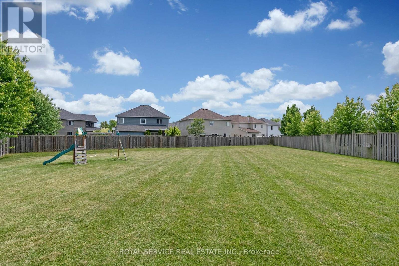 35 Alldread Crescent, Clarington (Newcastle), Ontario  L1B 0C2 - Photo 40 - E12420739