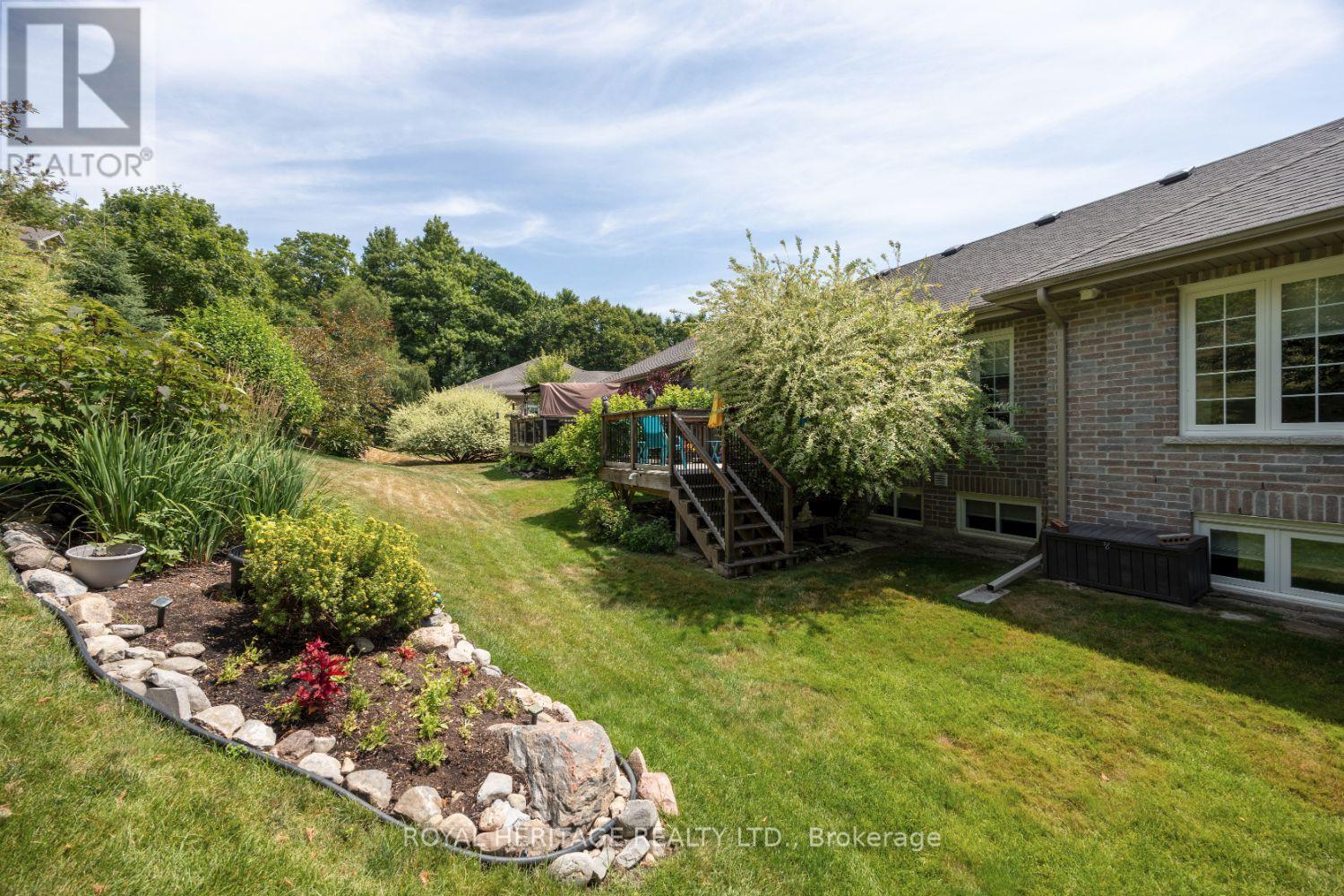 162 - 301 Carnegie Avenue, Peterborough (Northcrest Ward 5), Ontario  K9L 0G1 - Photo 46 - X12420987