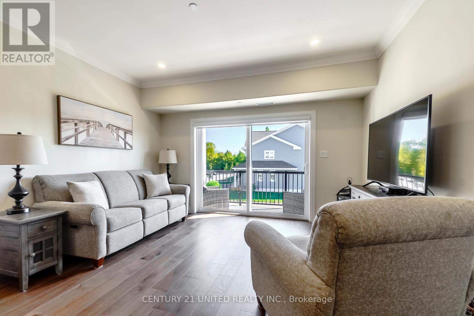 202 - 19 Hampton Lane, Selwyn, Ontario  K0L 2H0 - Photo 14 - X12421366