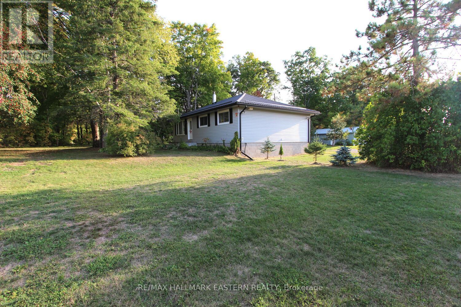 1092 Mid Belmont 7th Line, Havelock-Belmont-Methuen (Belmont-Methuen), Ontario  K0L 1Z0 - Photo 5 - X12421638