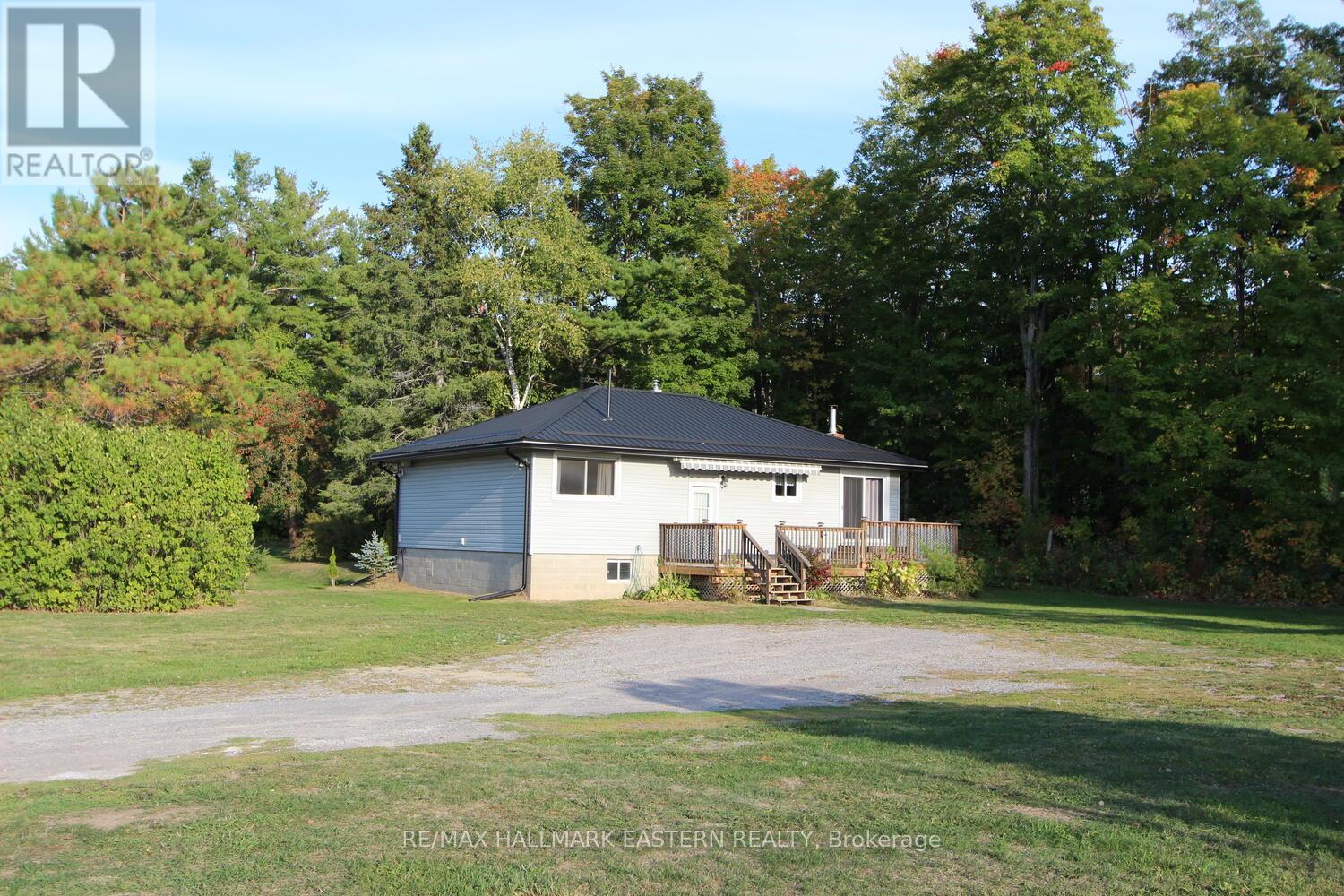 1092 Mid Belmont 7th Line, Havelock-Belmont-Methuen (Belmont-Methuen), Ontario  K0L 1Z0 - Photo 6 - X12421638