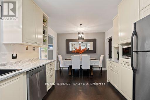 44 Regent Street, Kawartha Lakes (Lindsay), Ontario  K9V 3V2 - Photo 19 - X12421723