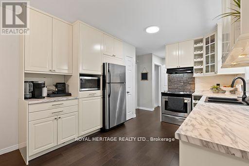 44 Regent Street, Kawartha Lakes (Lindsay), Ontario  K9V 3V2 - Photo 22 - X12421723