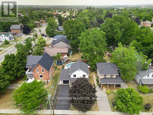 44 Regent Street, Kawartha Lakes (Lindsay), Ontario  K9V 3V2 - Photo 3 - X12421723