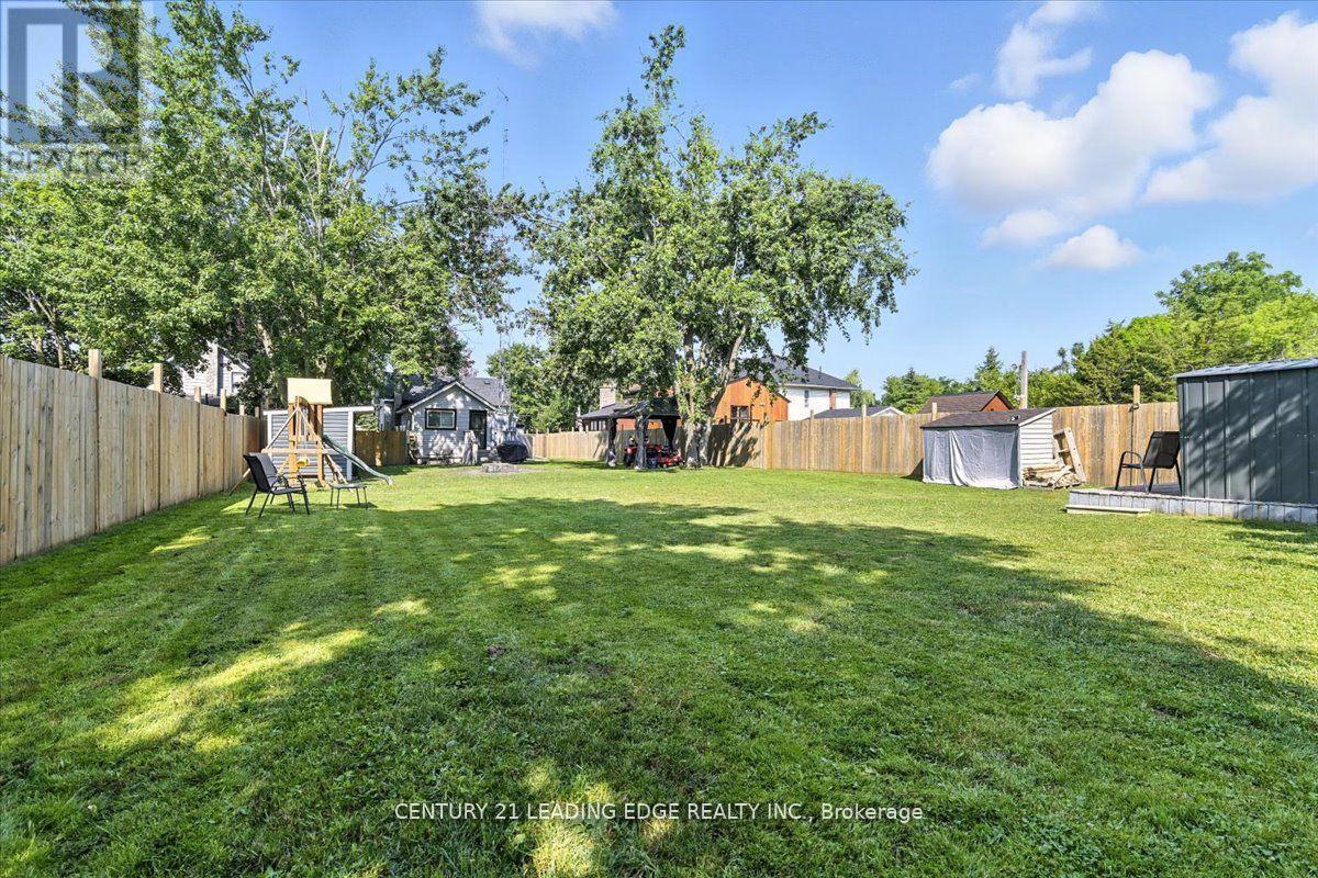 40 St Patrick Street, Kawartha Lakes (Lindsay), Ontario  K9V 1R2 - Photo 32 - X12421703