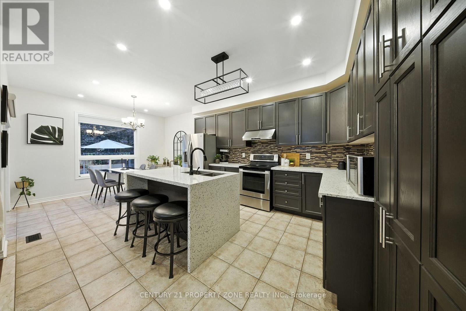 652 Tully Crescent, Peterborough (Monaghan Ward 2), Ontario  K9K 0A9 - Photo 18 - X12421854