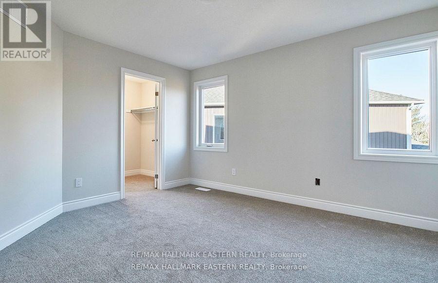 37 Coldbrook Drive, Cavan Monaghan (Millbrook Village), Ontario  L0A 1G0 - Photo 27 - X12422690