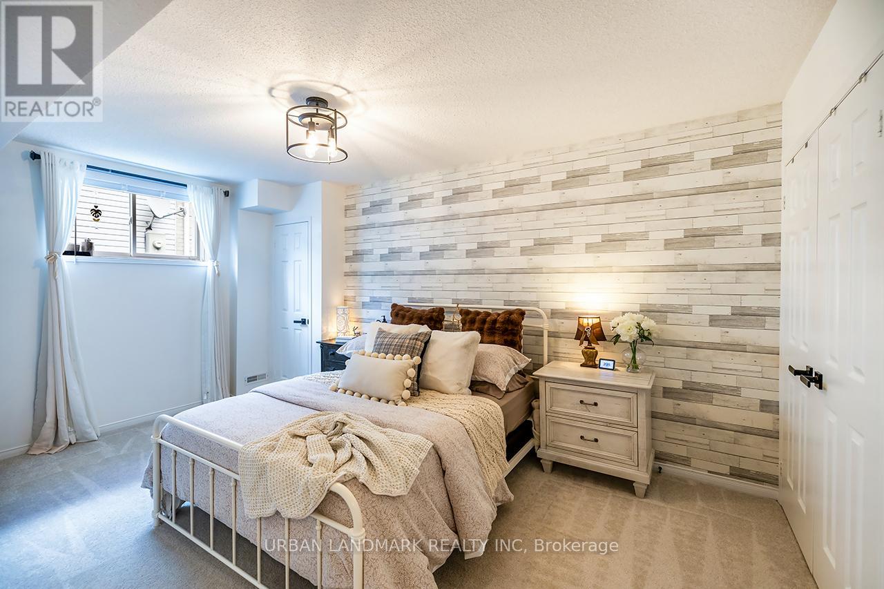 26 Brookside Street, Cavan Monaghan (Millbrook Village), Ontario  L0A 1G0 - Photo 13 - X12422853