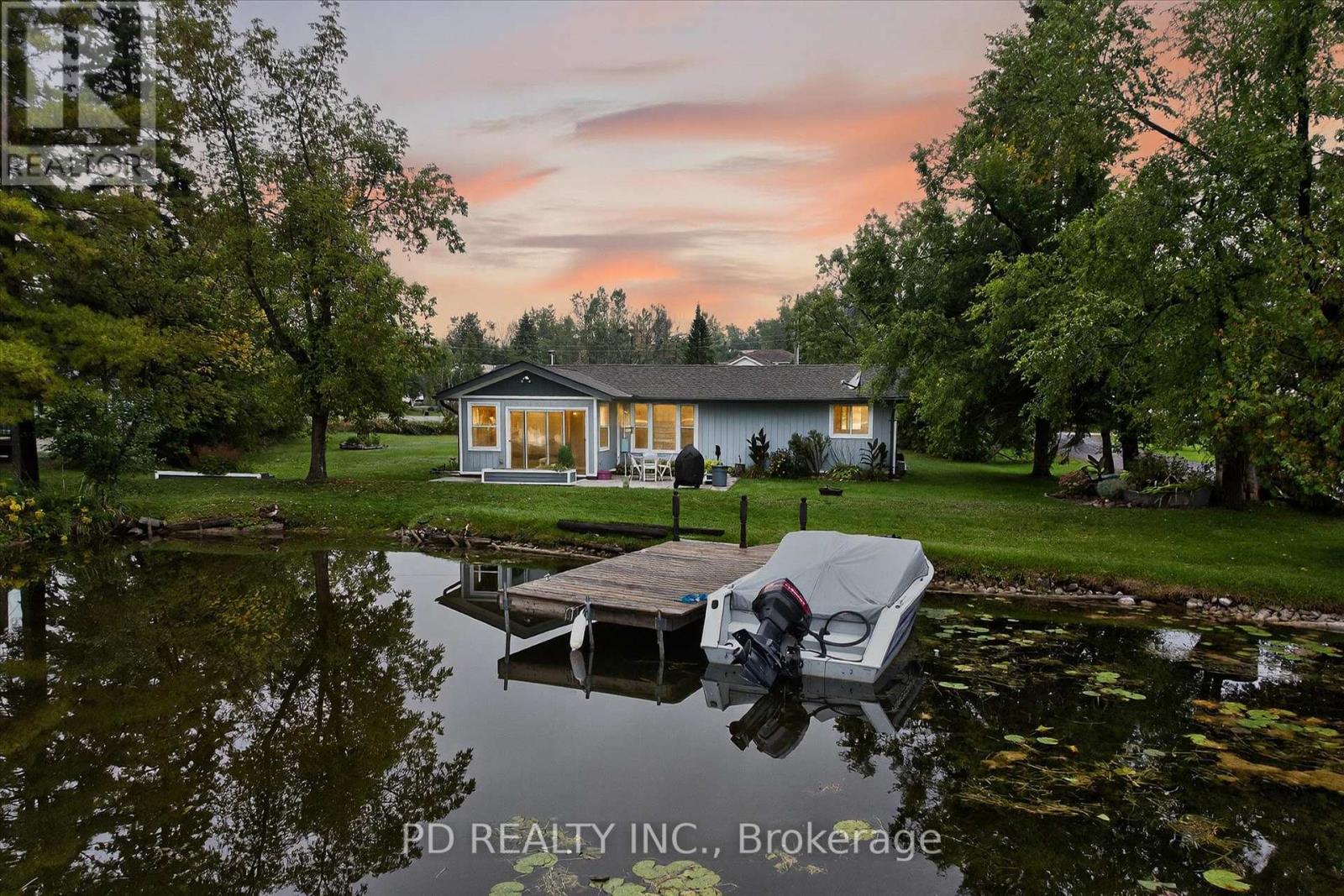11 Charlotte Crescent, Kawartha Lakes (Emily), Ontario  K0L 2W0 - Photo 1 - X12423396