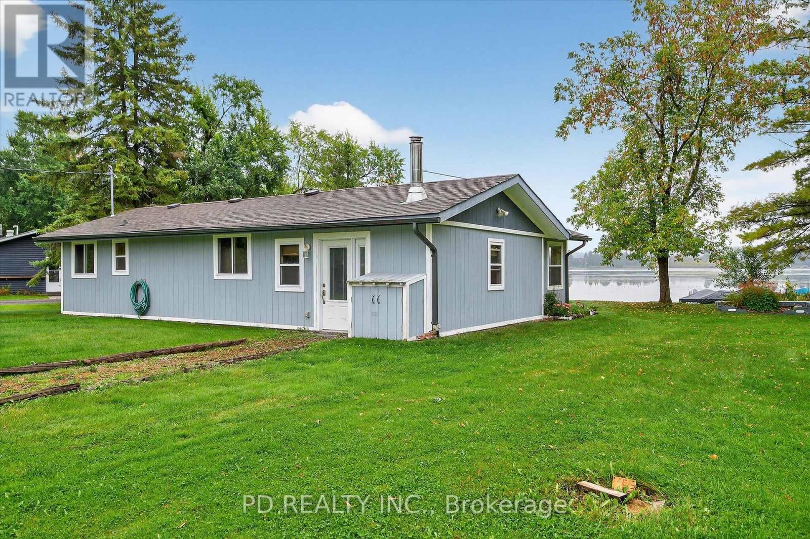 11 Charlotte Crescent, Kawartha Lakes (Emily), Ontario  K0L 2W0 - Photo 11 - X12423396