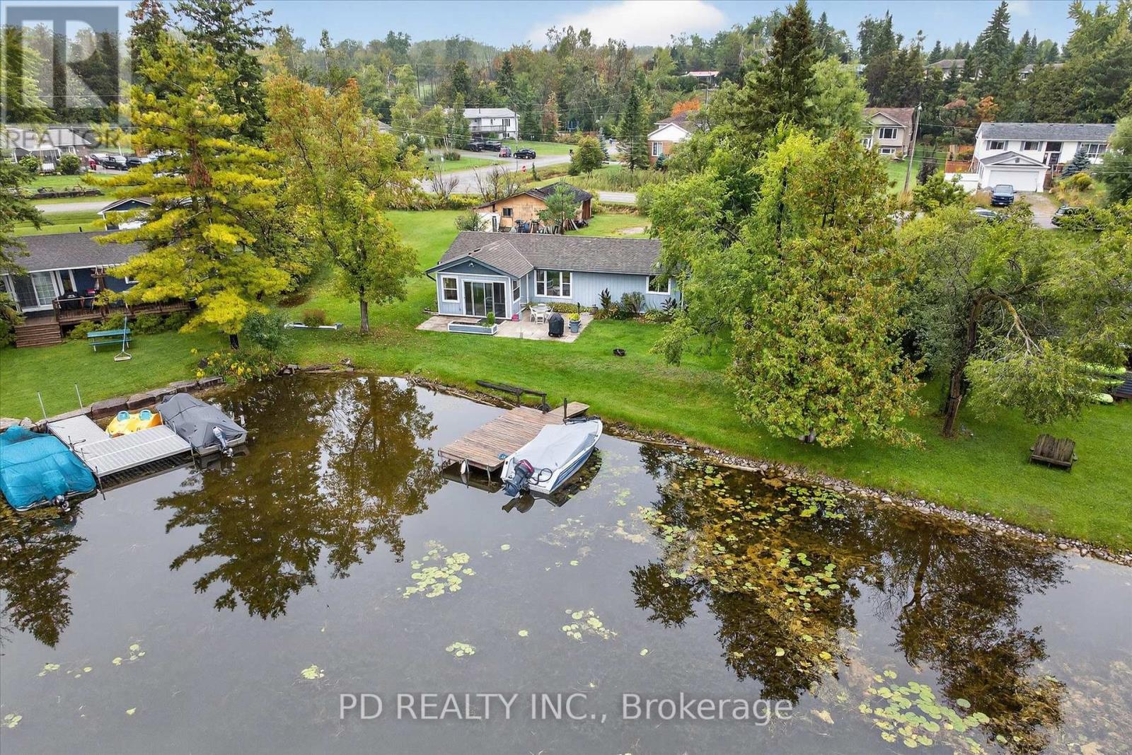 11 Charlotte Crescent, Kawartha Lakes (Emily), Ontario  K0L 2W0 - Photo 5 - X12423396