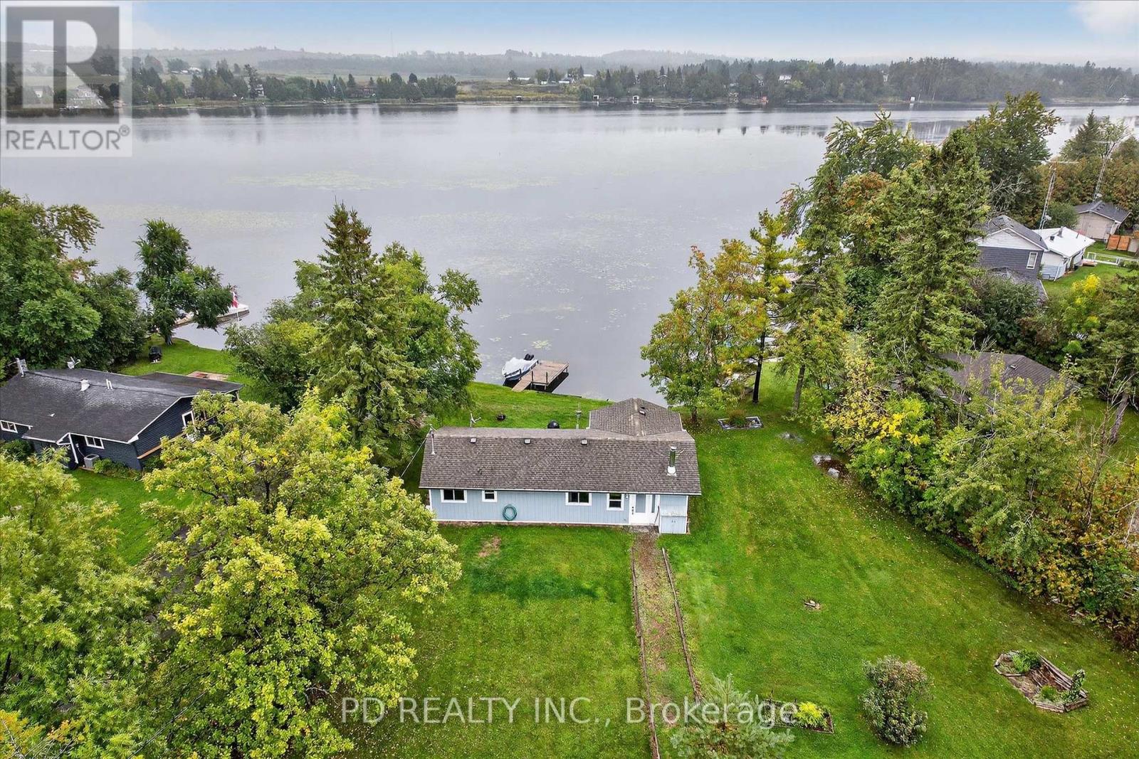 11 Charlotte Crescent, Kawartha Lakes (Emily), Ontario  K0L 2W0 - Photo 7 - X12423396