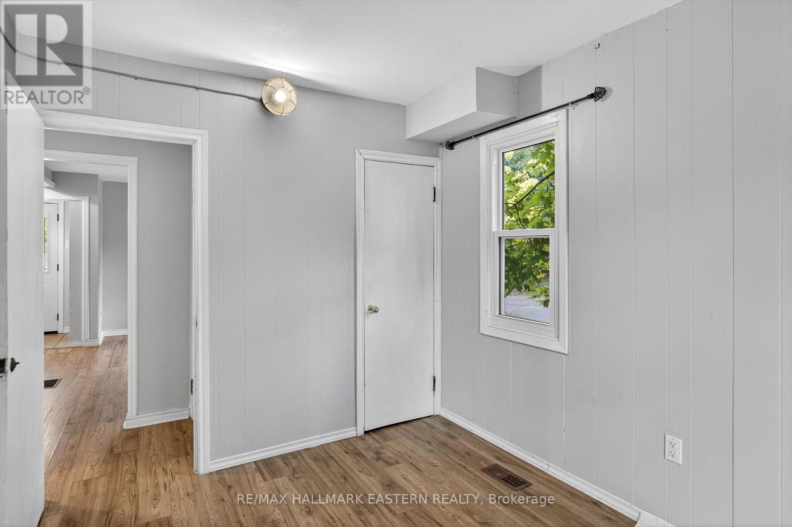 650 Bolivar Street, Peterborough (Town Ward 3), Ontario  K9J 4S2 - Photo 18 - X12423886