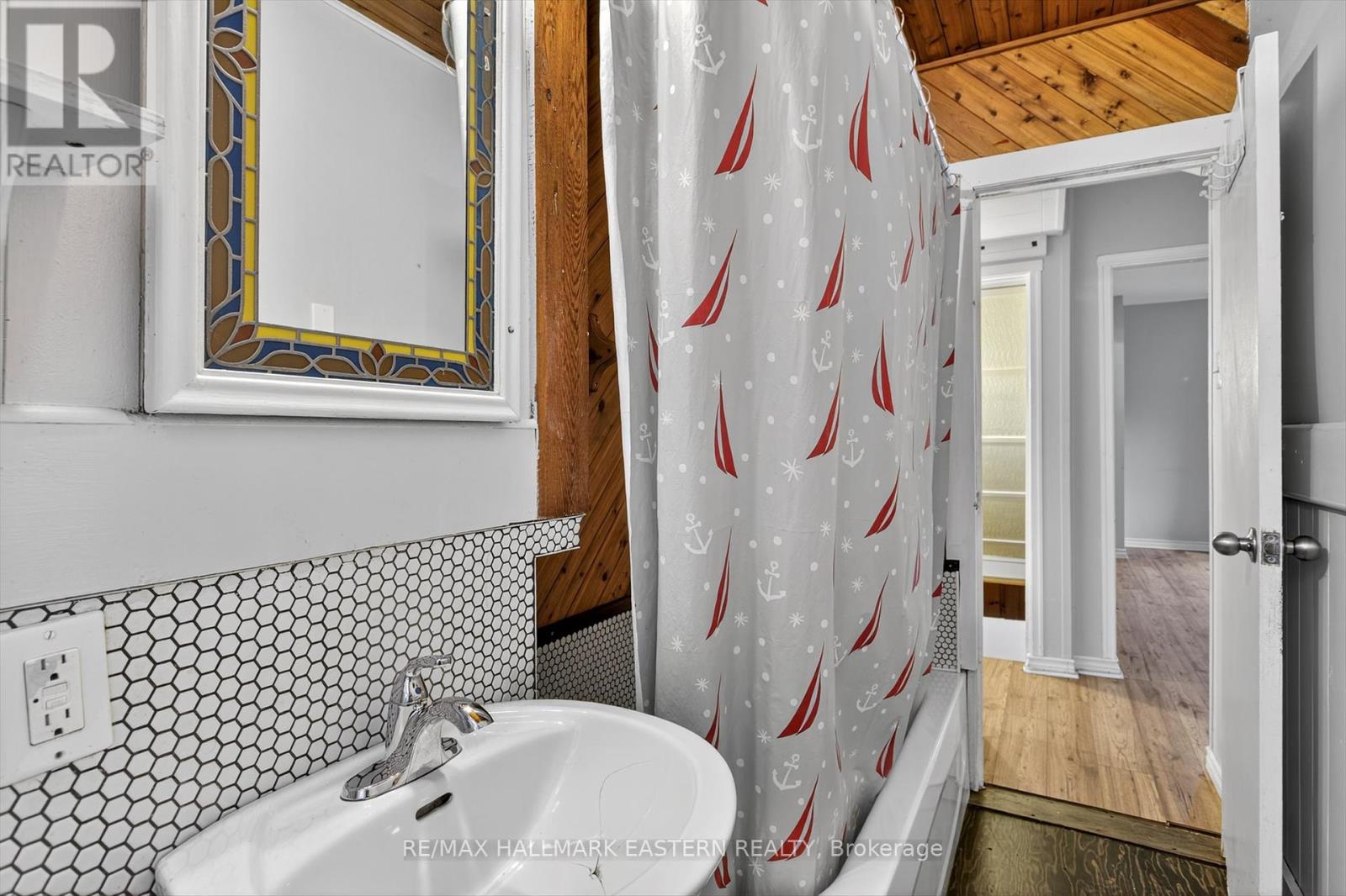 650 Bolivar Street, Peterborough (Town Ward 3), Ontario  K9J 4S2 - Photo 19 - X12423886