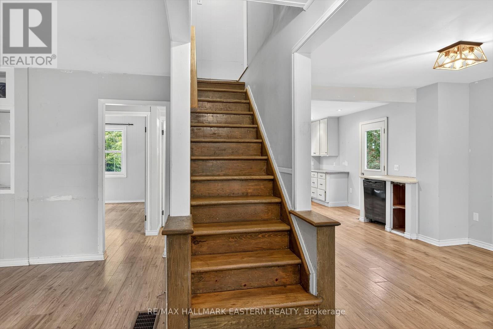 650 Bolivar Street, Peterborough (Town Ward 3), Ontario  K9J 4S2 - Photo 20 - X12423886