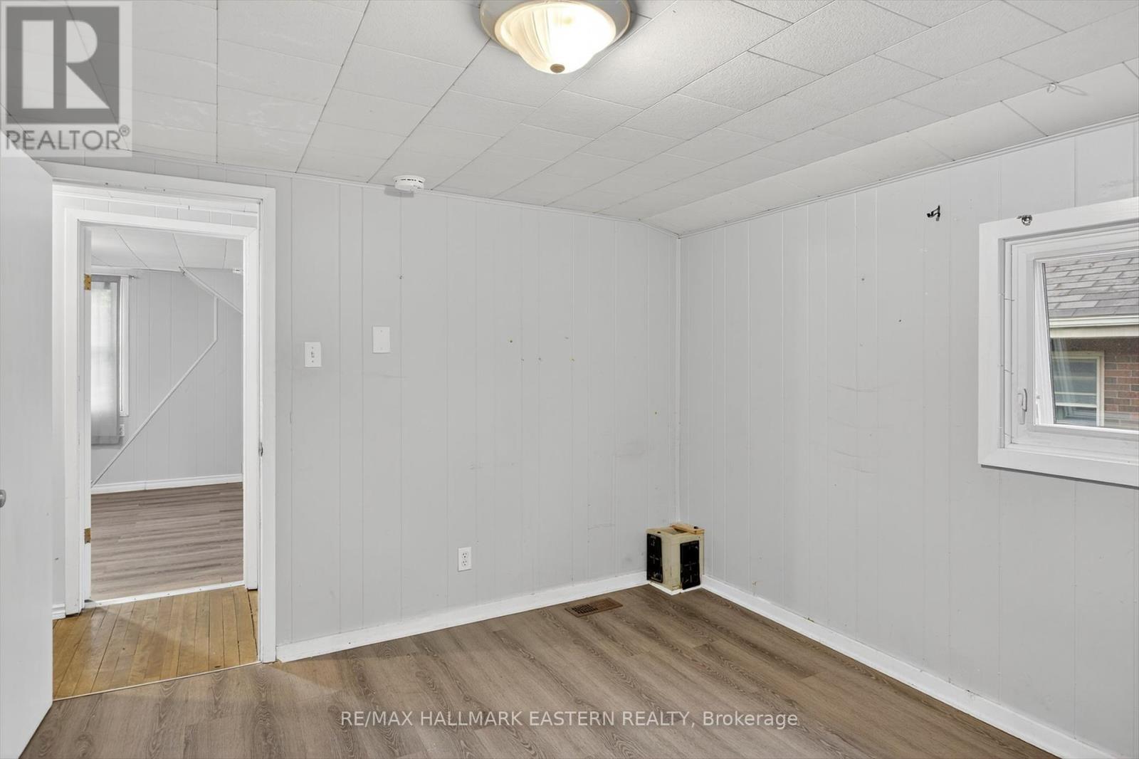 650 Bolivar Street, Peterborough (Town Ward 3), Ontario  K9J 4S2 - Photo 25 - X12423886