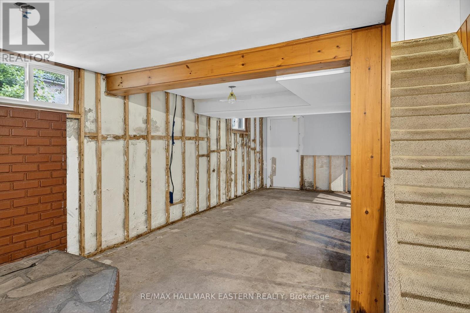 650 Bolivar Street, Peterborough (Town Ward 3), Ontario  K9J 4S2 - Photo 28 - X12423886