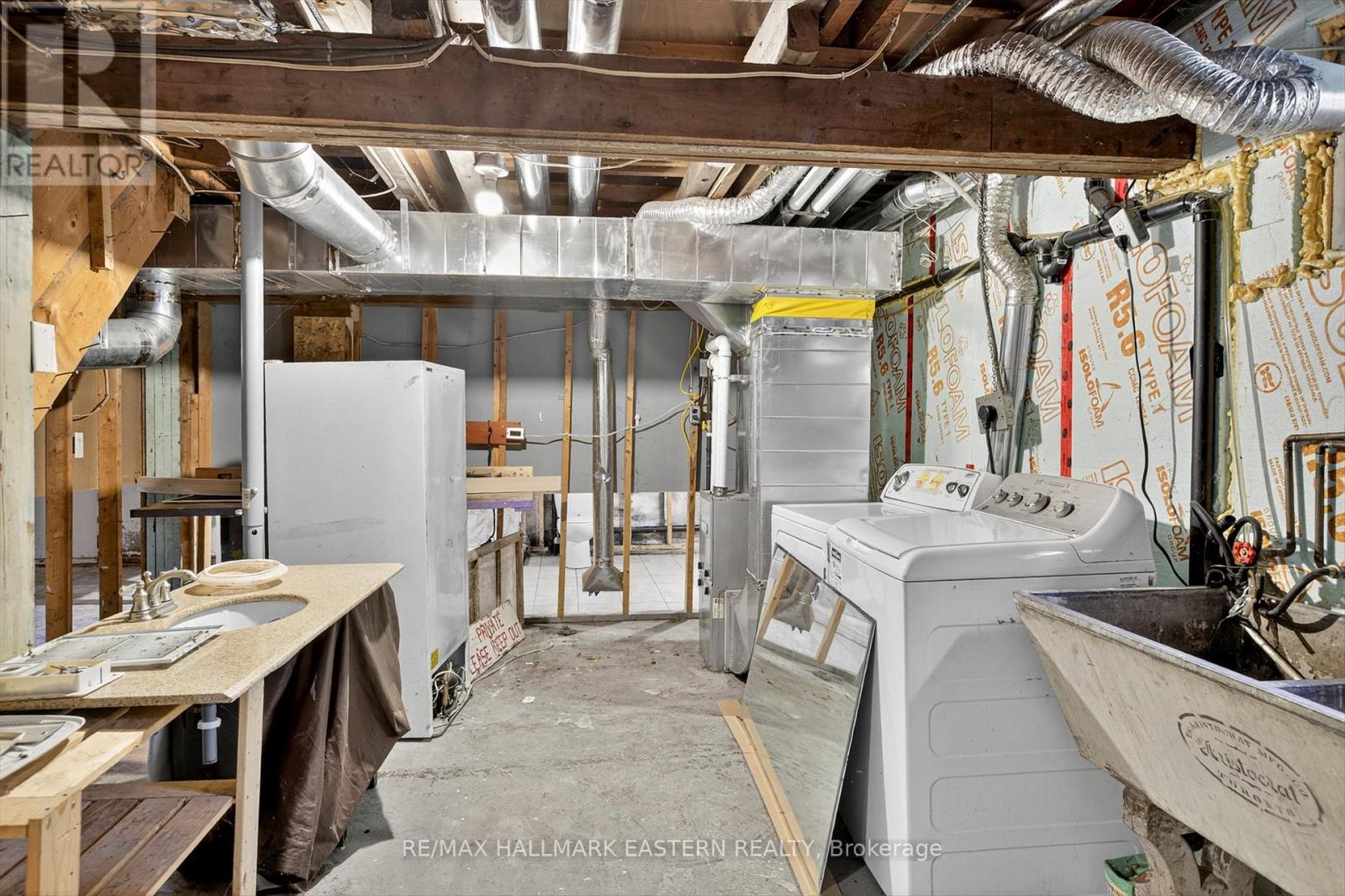 650 Bolivar Street, Peterborough (Town Ward 3), Ontario  K9J 4S2 - Photo 33 - X12423886