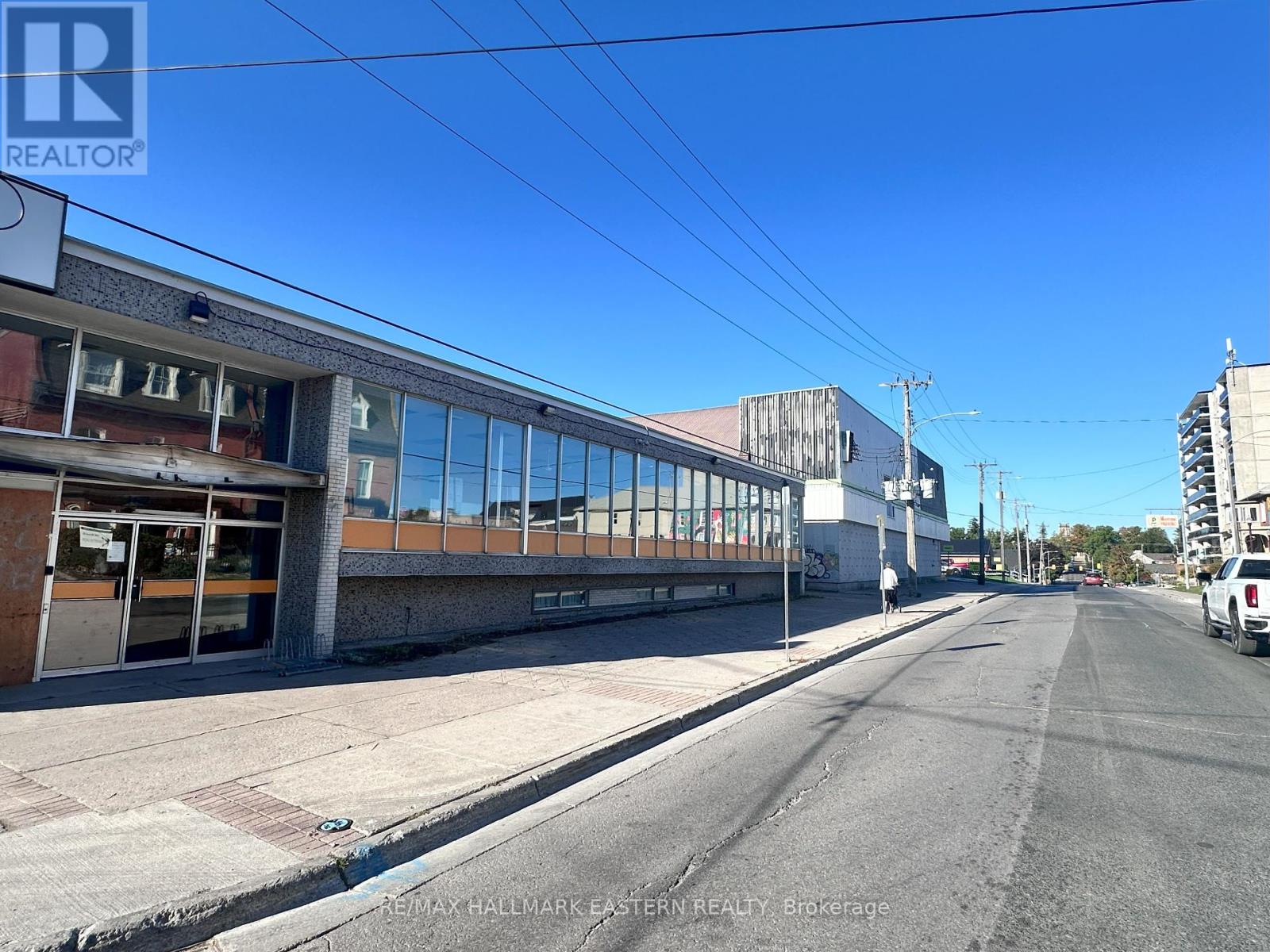 167 Brock Street, Peterborough (Town Ward 3), Ontario  K9H 2P6 - Photo 2 - X12424186