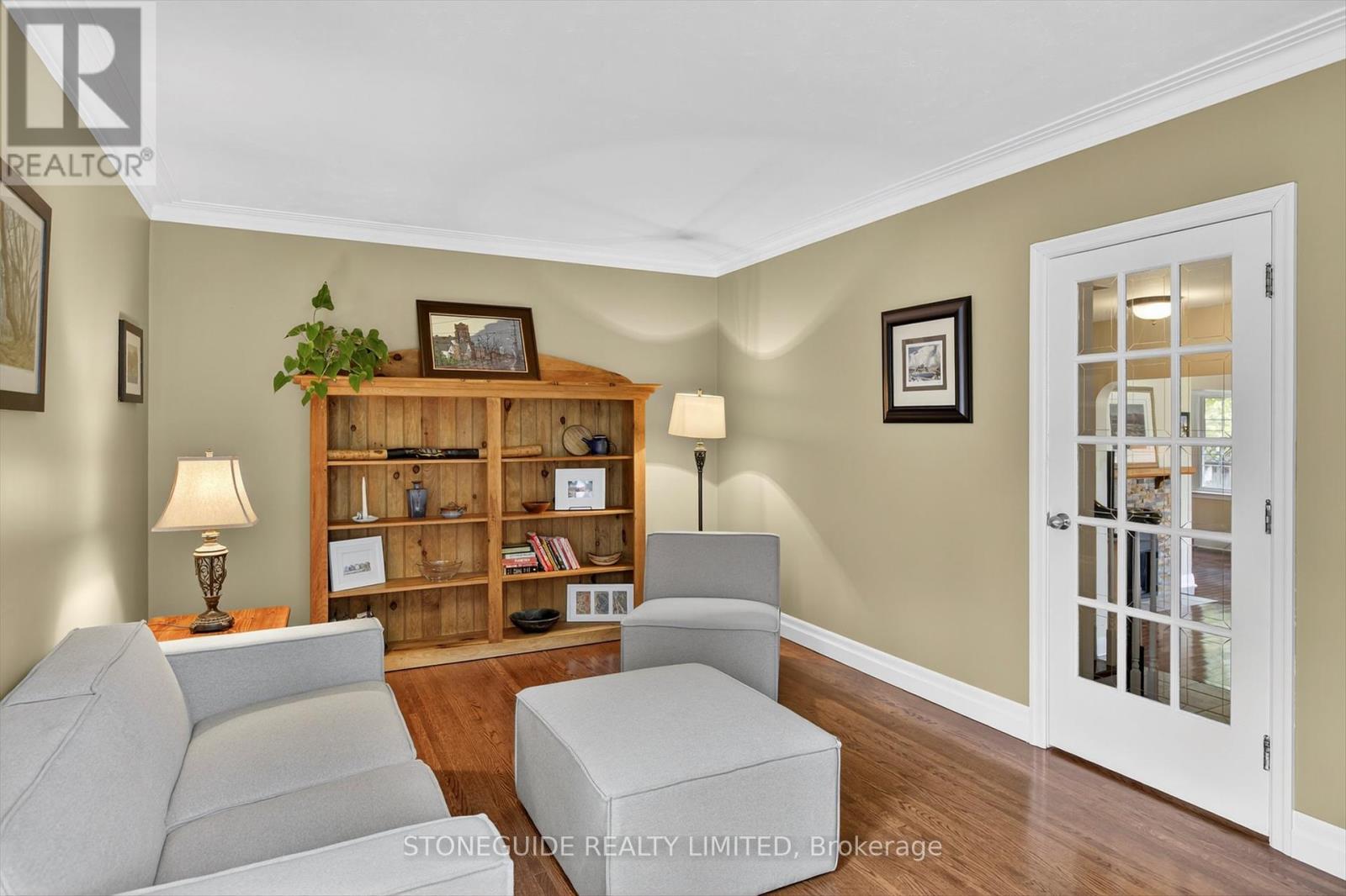 636 Homewood Avenue, Peterborough (Town Ward 3), Ontario  K9J 4V6 - Photo 3 - X12424360