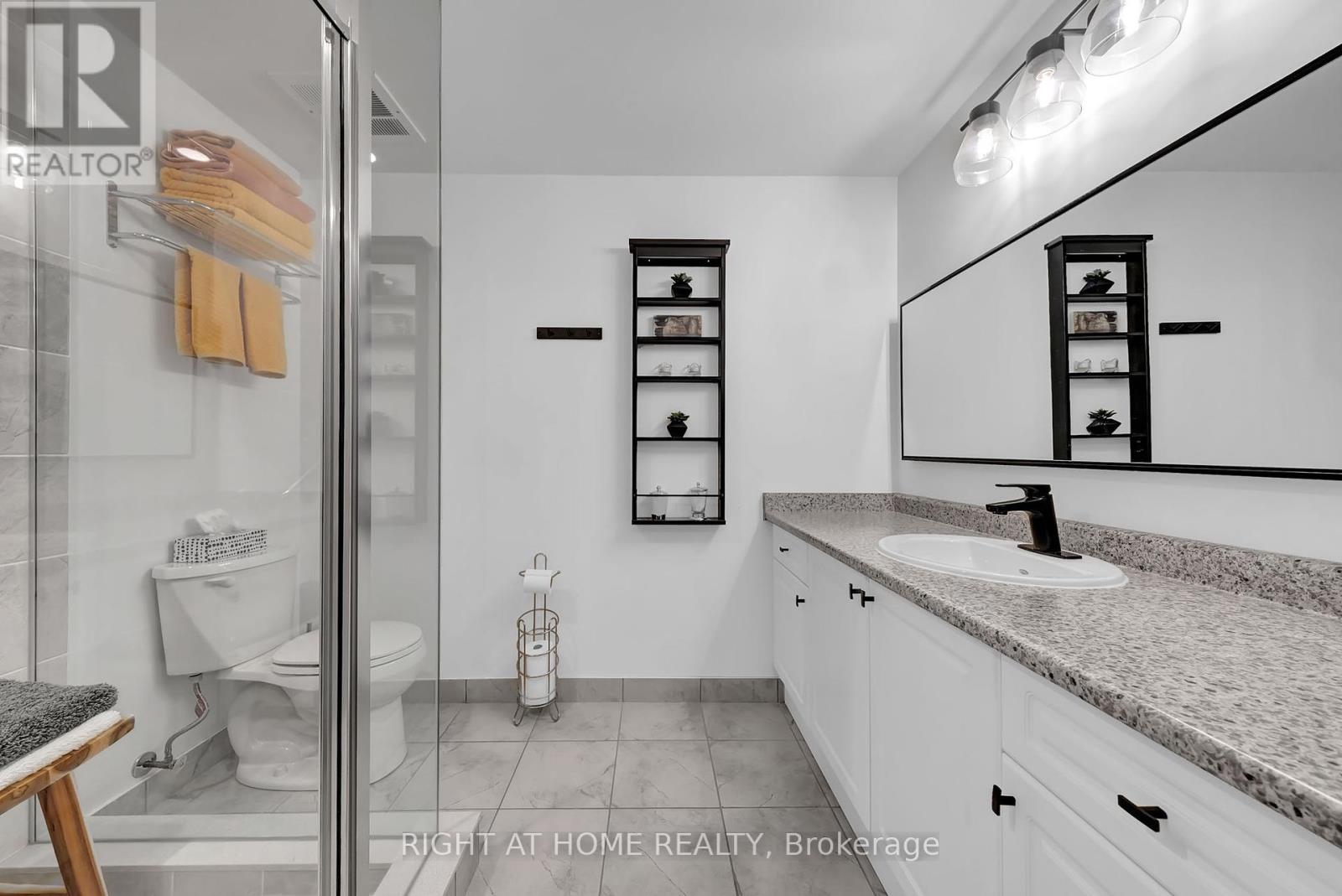 412 - 21 Brookhouse Drive, Clarington (Newcastle), Ontario  L1B 0V4 - Photo 23 - E12424517