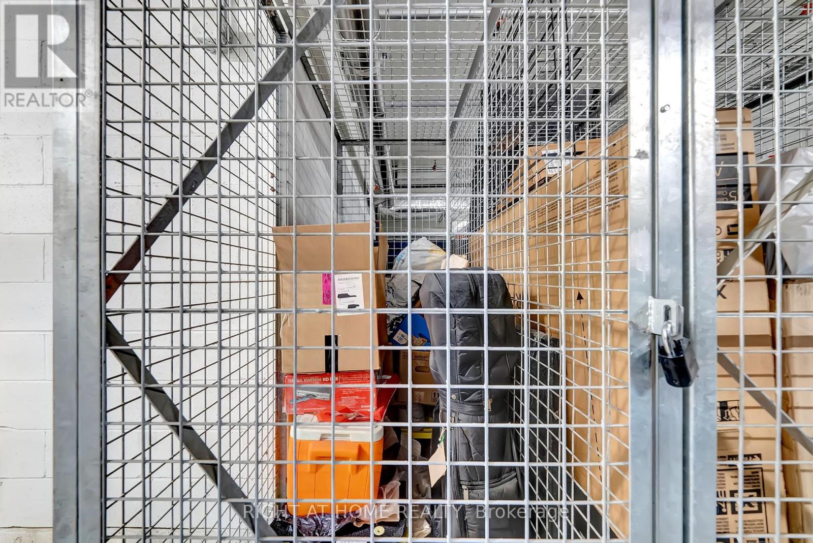 412 - 21 Brookhouse Drive, Clarington (Newcastle), Ontario  L1B 0V4 - Photo 32 - E12424517