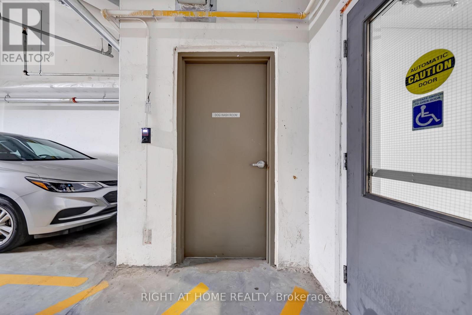 412 - 21 Brookhouse Drive, Clarington (Newcastle), Ontario  L1B 0V4 - Photo 33 - E12424517