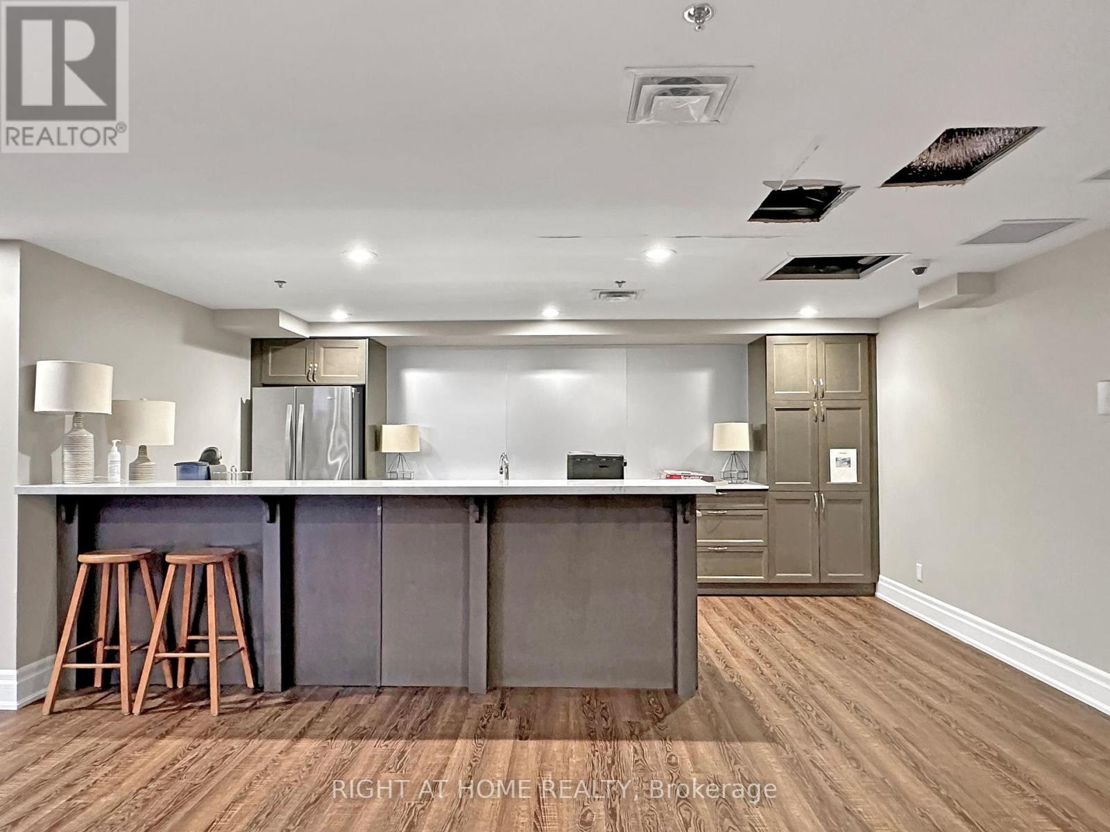 412 - 21 Brookhouse Drive, Clarington (Newcastle), Ontario  L1B 0V4 - Photo 36 - E12424517