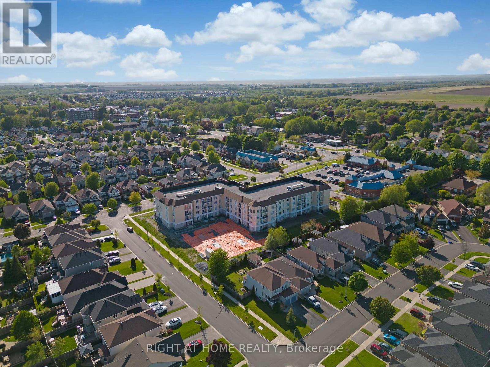 412 - 21 Brookhouse Drive, Clarington (Newcastle), Ontario  L1B 0V4 - Photo 39 - E12424517