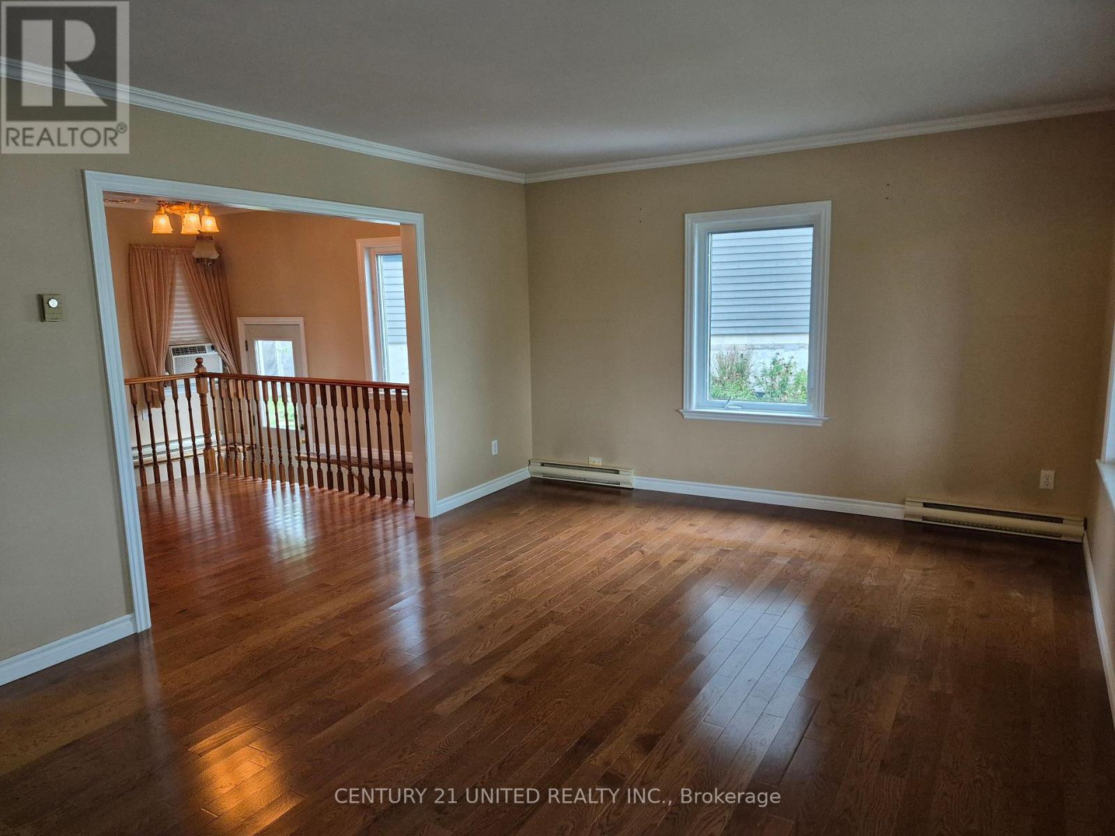 57 Edgewater Boulevard, Peterborough (Ashburnham Ward 4), Ontario  K9H 1A4 - Photo 12 - X12424575