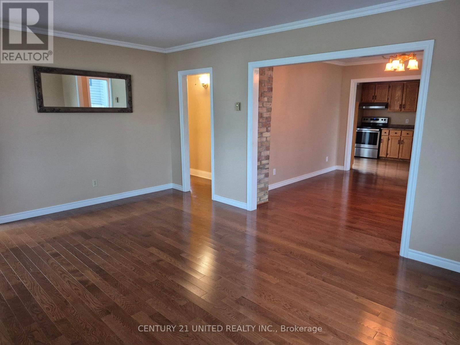 57 Edgewater Boulevard, Peterborough (Ashburnham Ward 4), Ontario  K9H 1A4 - Photo 13 - X12424575