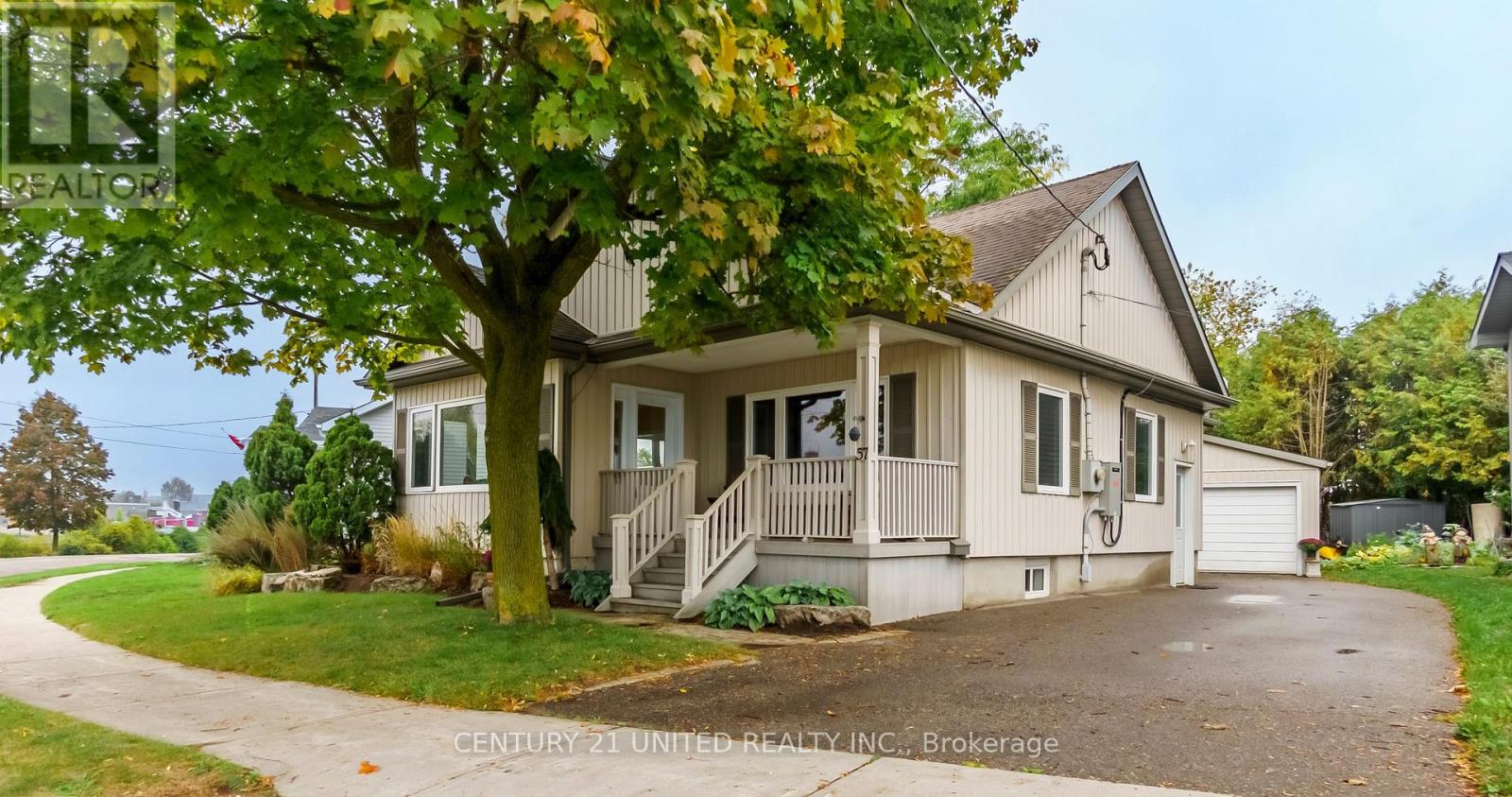 57 Edgewater Boulevard, Peterborough (Ashburnham Ward 4), Ontario  K9H 1A4 - Photo 2 - X12424575