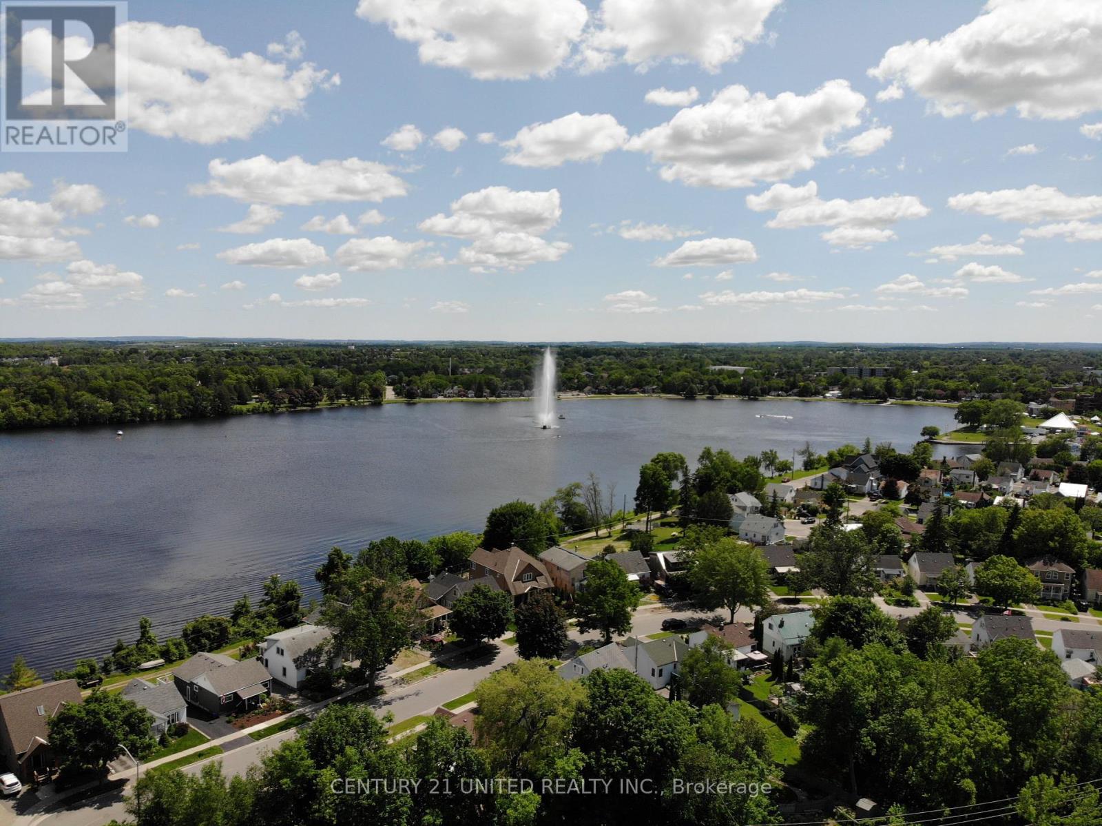 57 Edgewater Boulevard, Peterborough (Ashburnham Ward 4), Ontario  K9H 1A4 - Photo 49 - X12424575