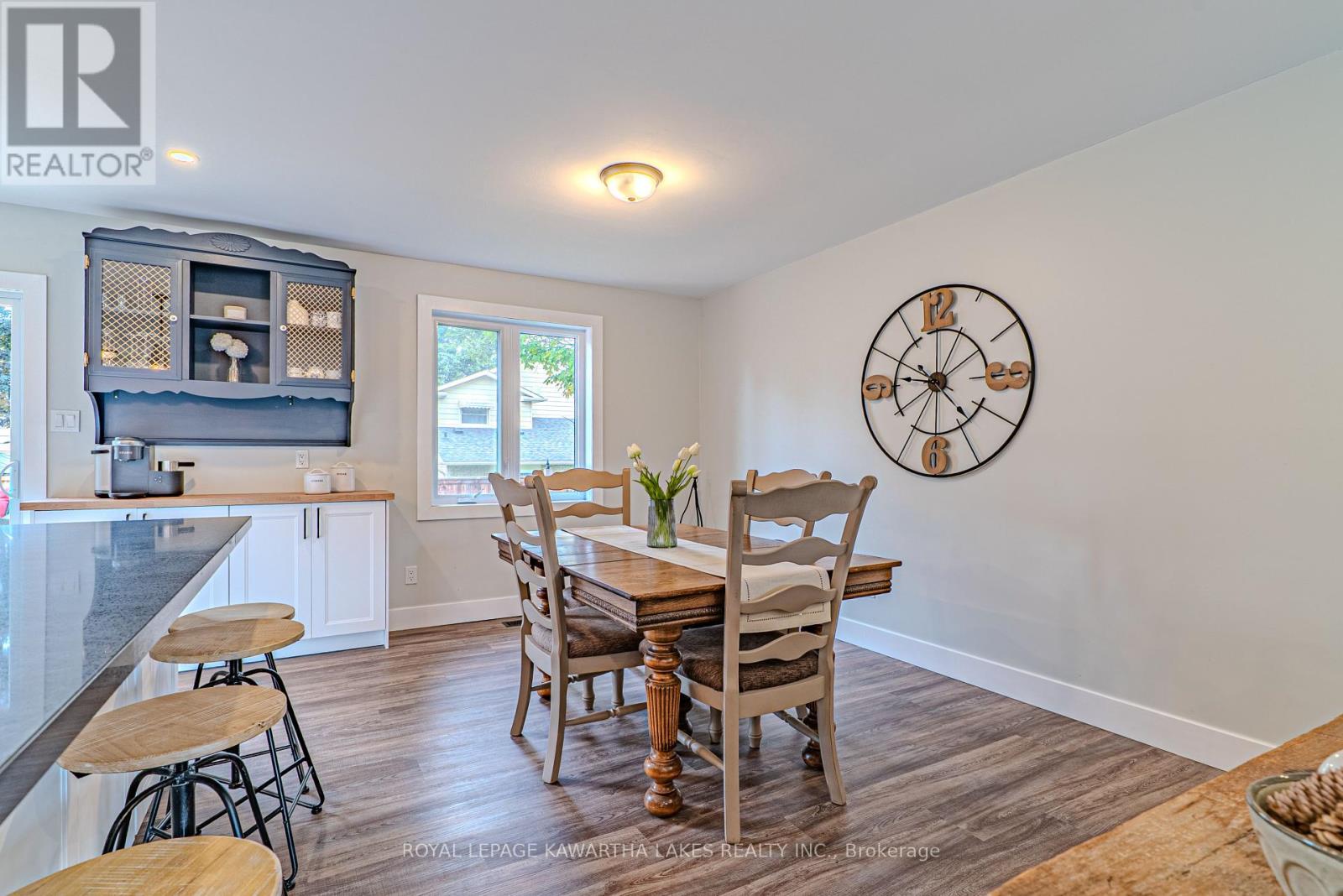 10 Don Court, Kawartha Lakes (Lindsay), Ontario  K9V 5T1 - Photo 14 - X12424844