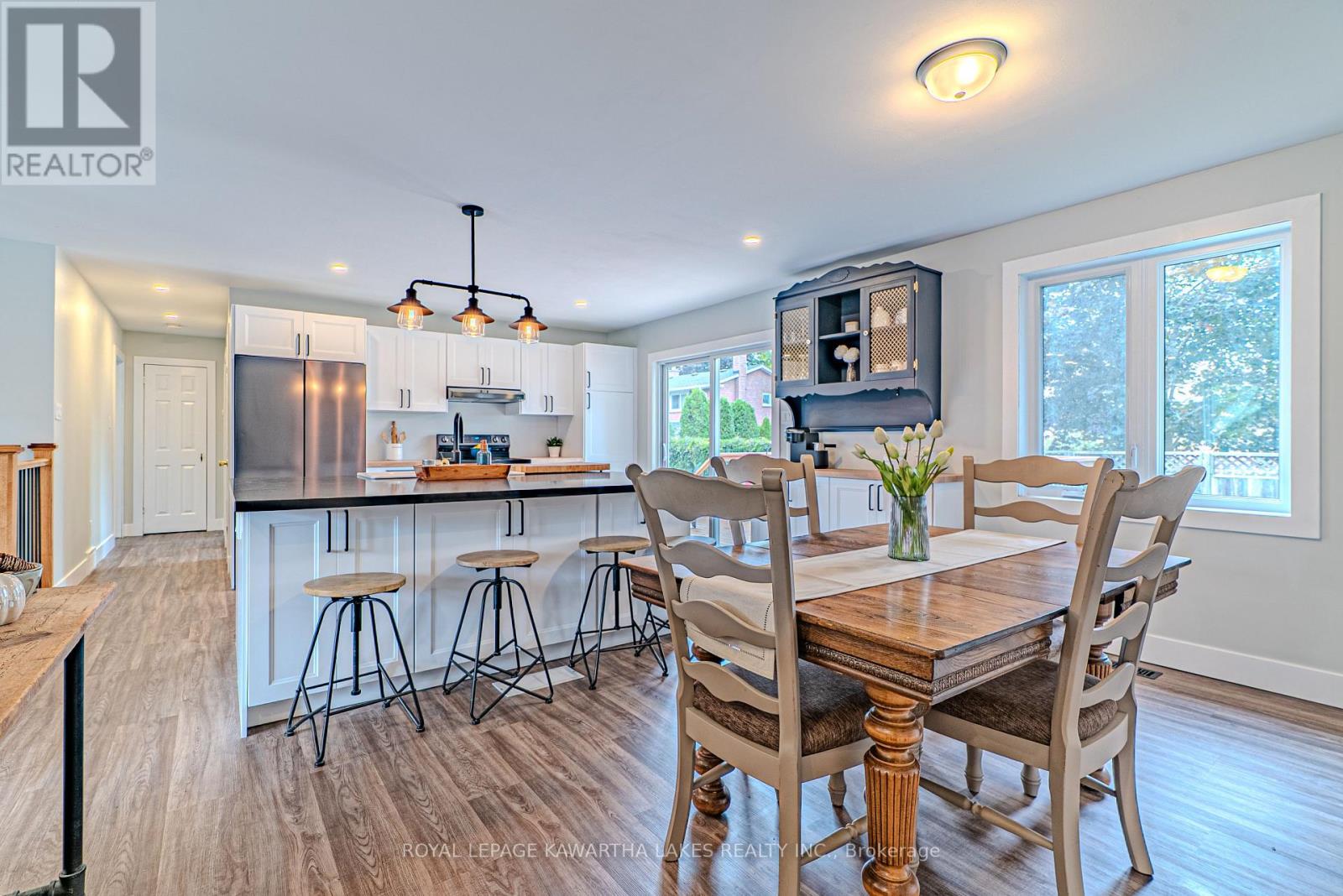 10 Don Court, Kawartha Lakes (Lindsay), Ontario  K9V 5T1 - Photo 15 - X12424844