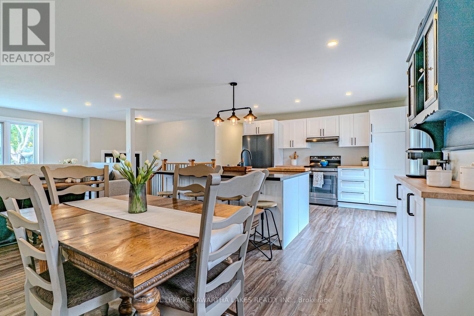 10 Don Court, Kawartha Lakes (Lindsay), Ontario  K9V 5T1 - Photo 16 - X12424844