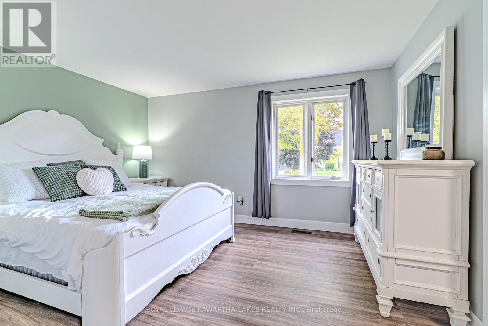 10 Don Court, Kawartha Lakes (Lindsay), Ontario  K9V 5T1 - Photo 24 - X12424844