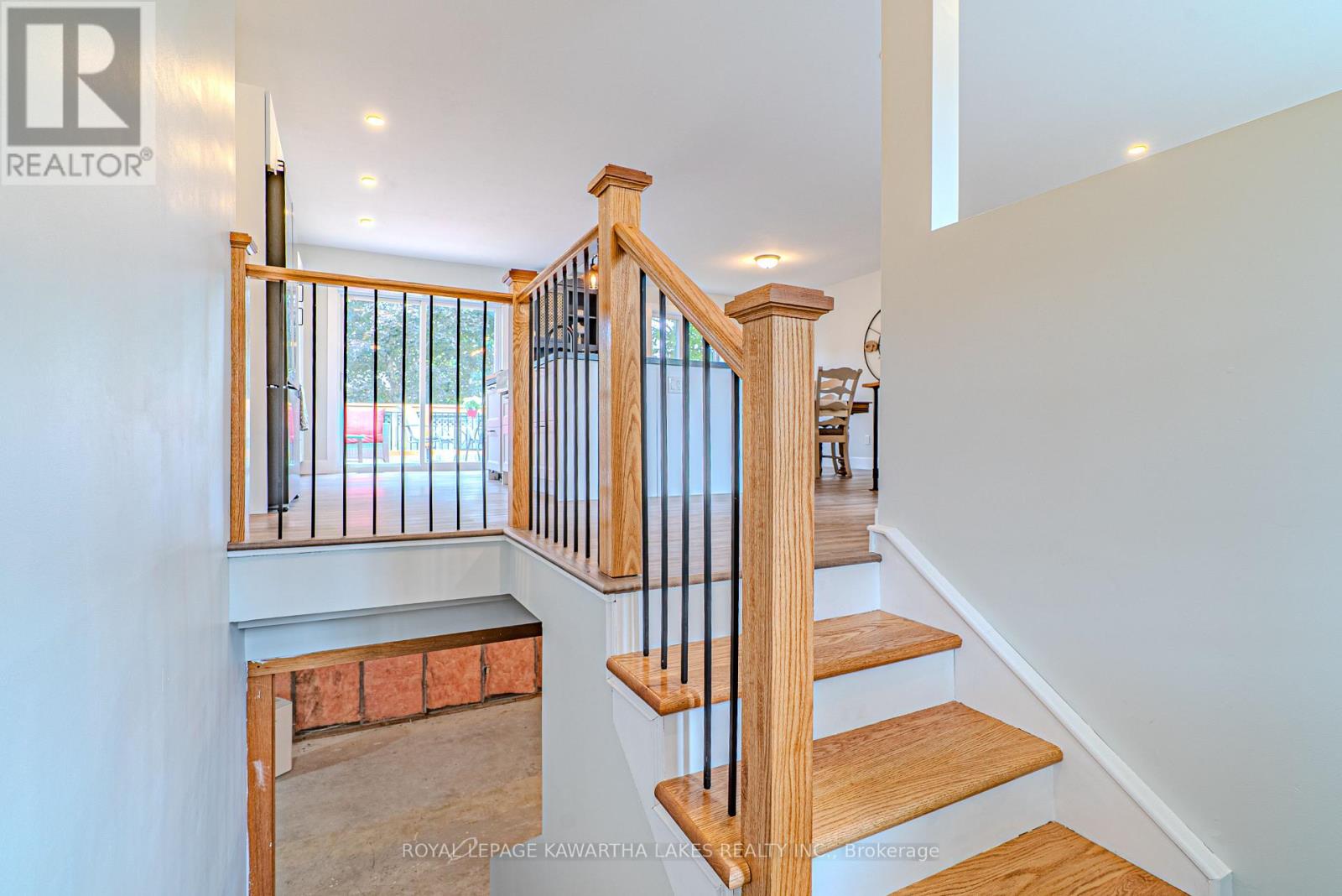 10 Don Court, Kawartha Lakes (Lindsay), Ontario  K9V 5T1 - Photo 29 - X12424844