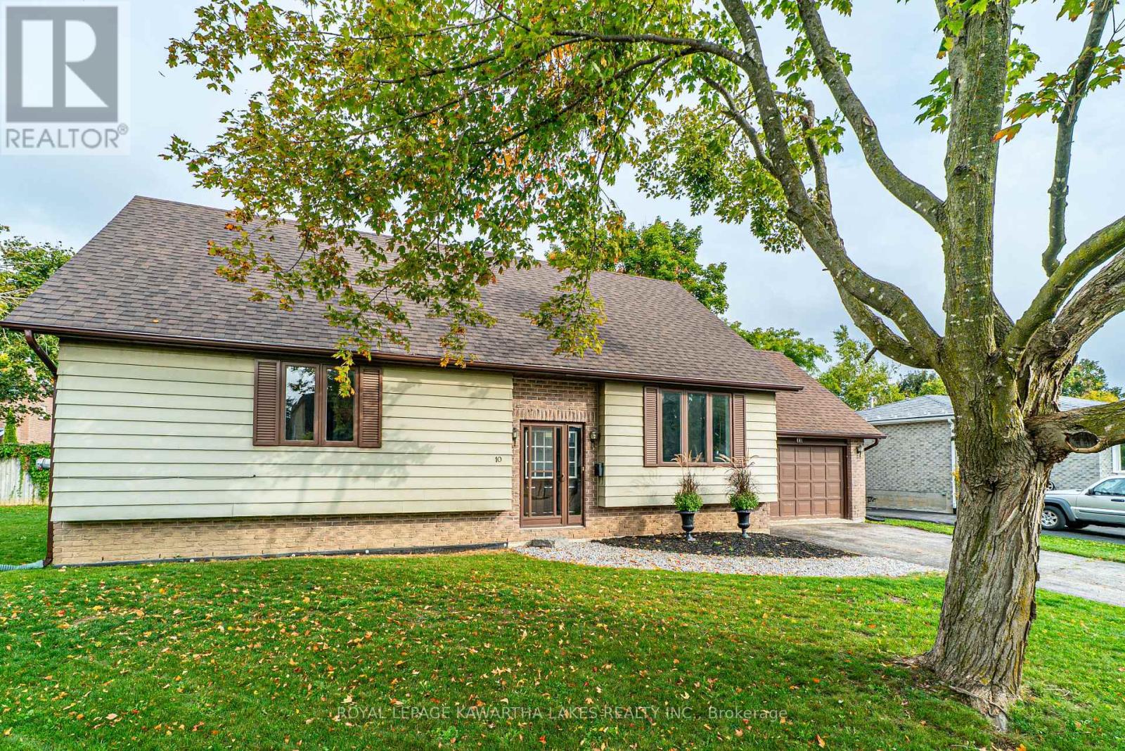 10 Don Court, Kawartha Lakes (Lindsay), Ontario  K9V 5T1 - Photo 8 - X12424844