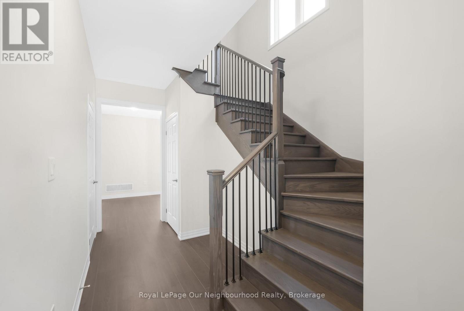 67 Ed Ewert Avenue, Clarington (Newcastle), Ontario  L1B 0W7 - Photo 16 - E12425235