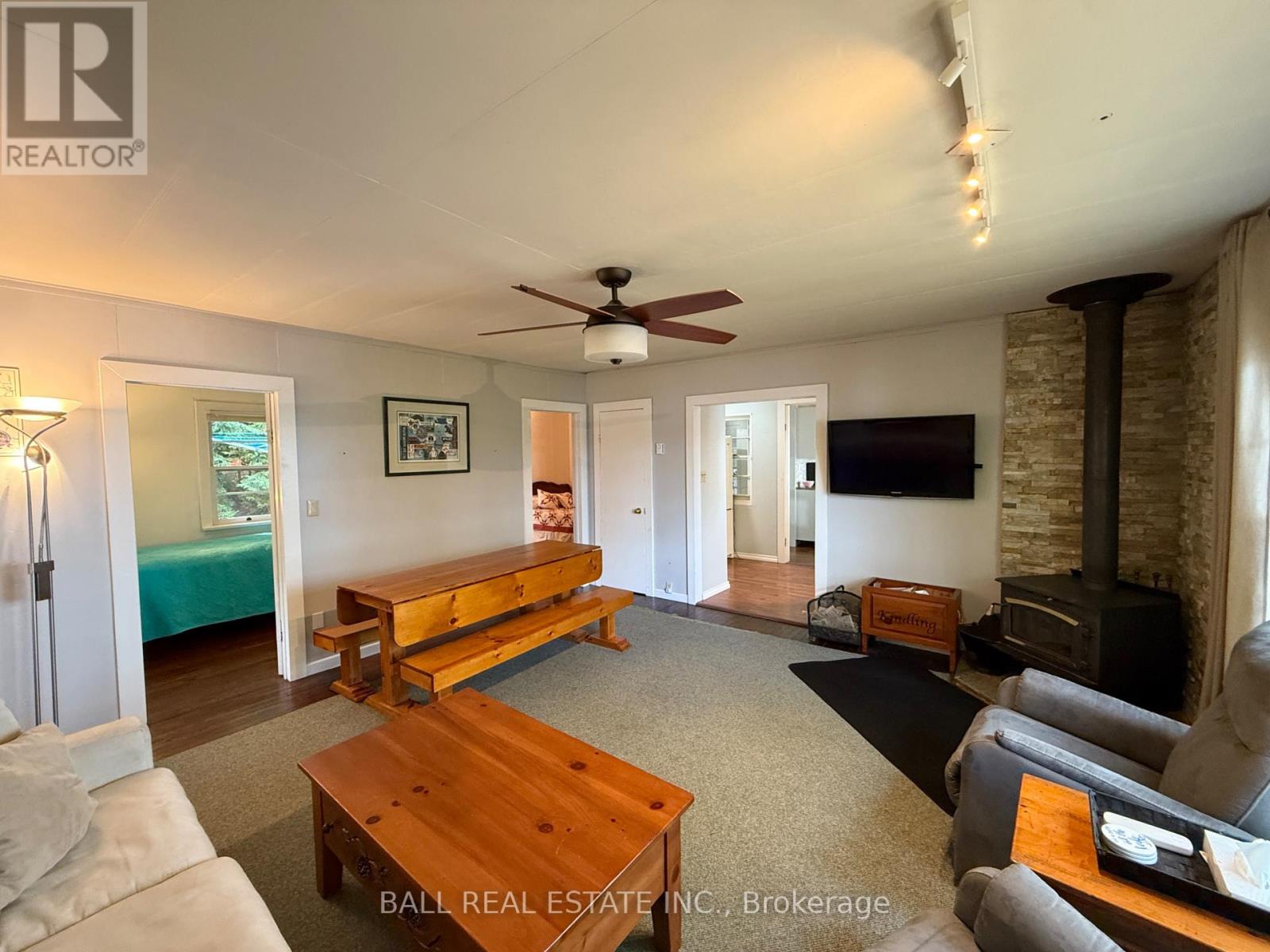 551 Renwick Road, North Kawartha, Ontario  K0L 1A0 - Photo 18 - X12425404