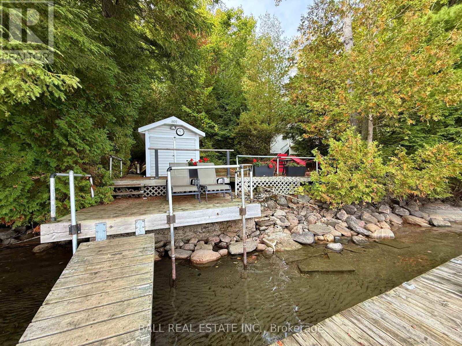 551 Renwick Road, North Kawartha, Ontario  K0L 1A0 - Photo 9 - X12425404